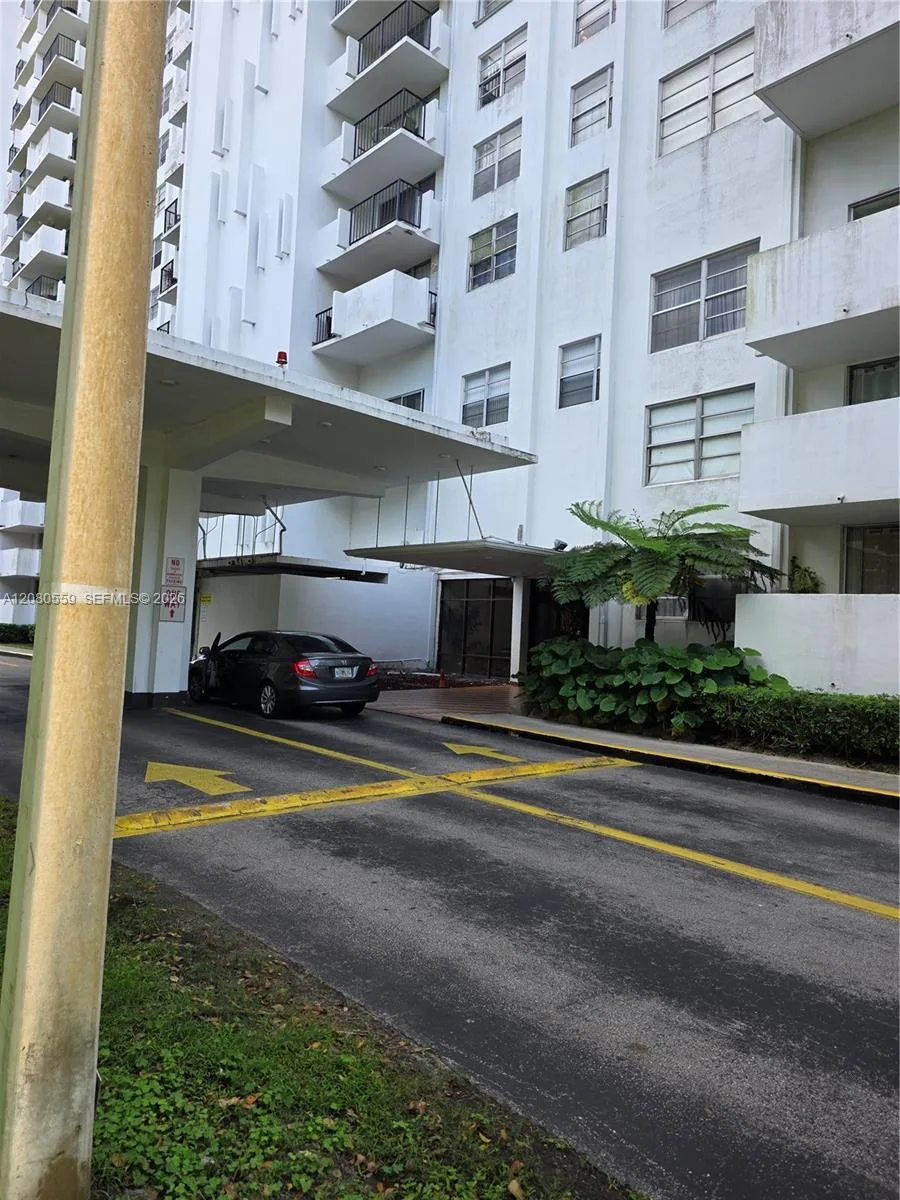 2780 NE 183rd St # 1802, Aventura, FL 33160 photo 6