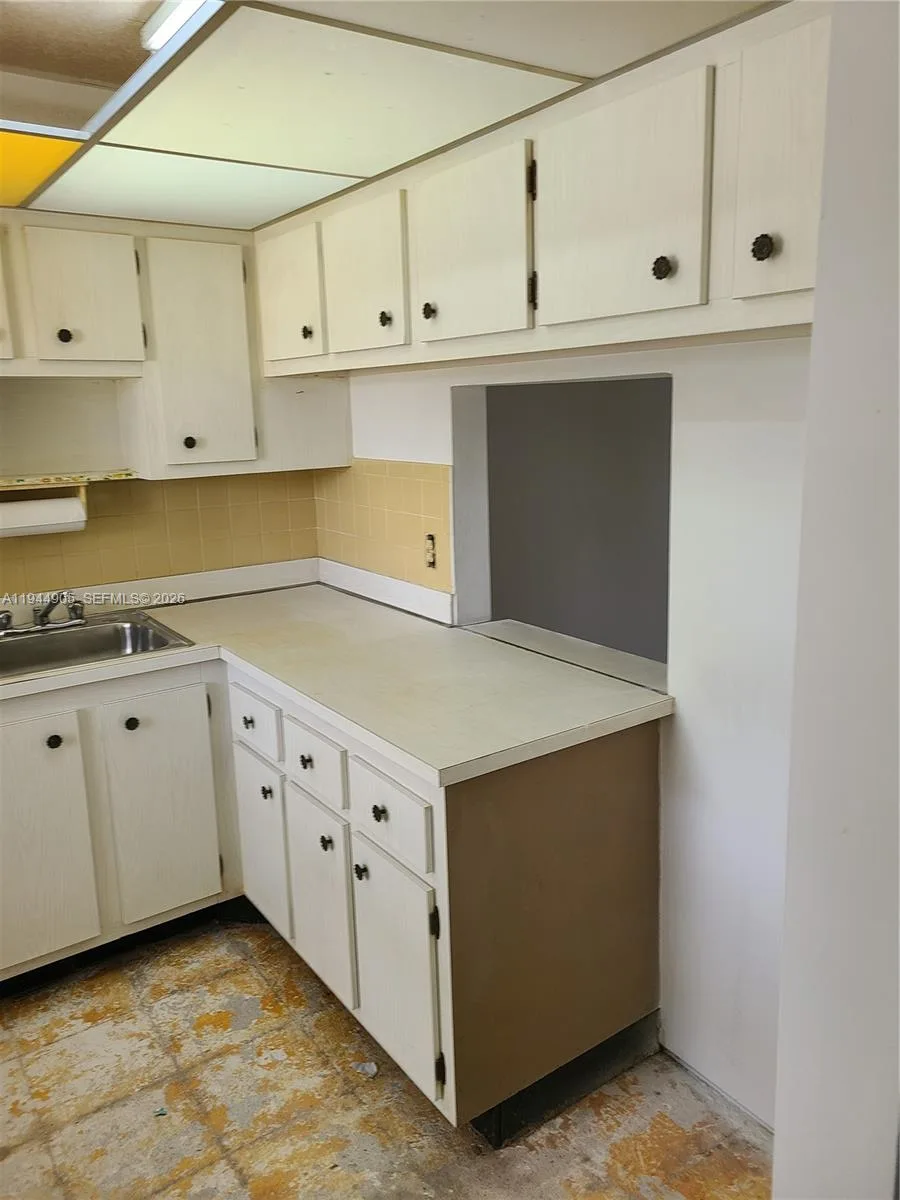 7610 NW 1st St # 208, Margate, FL 33063 photo 9