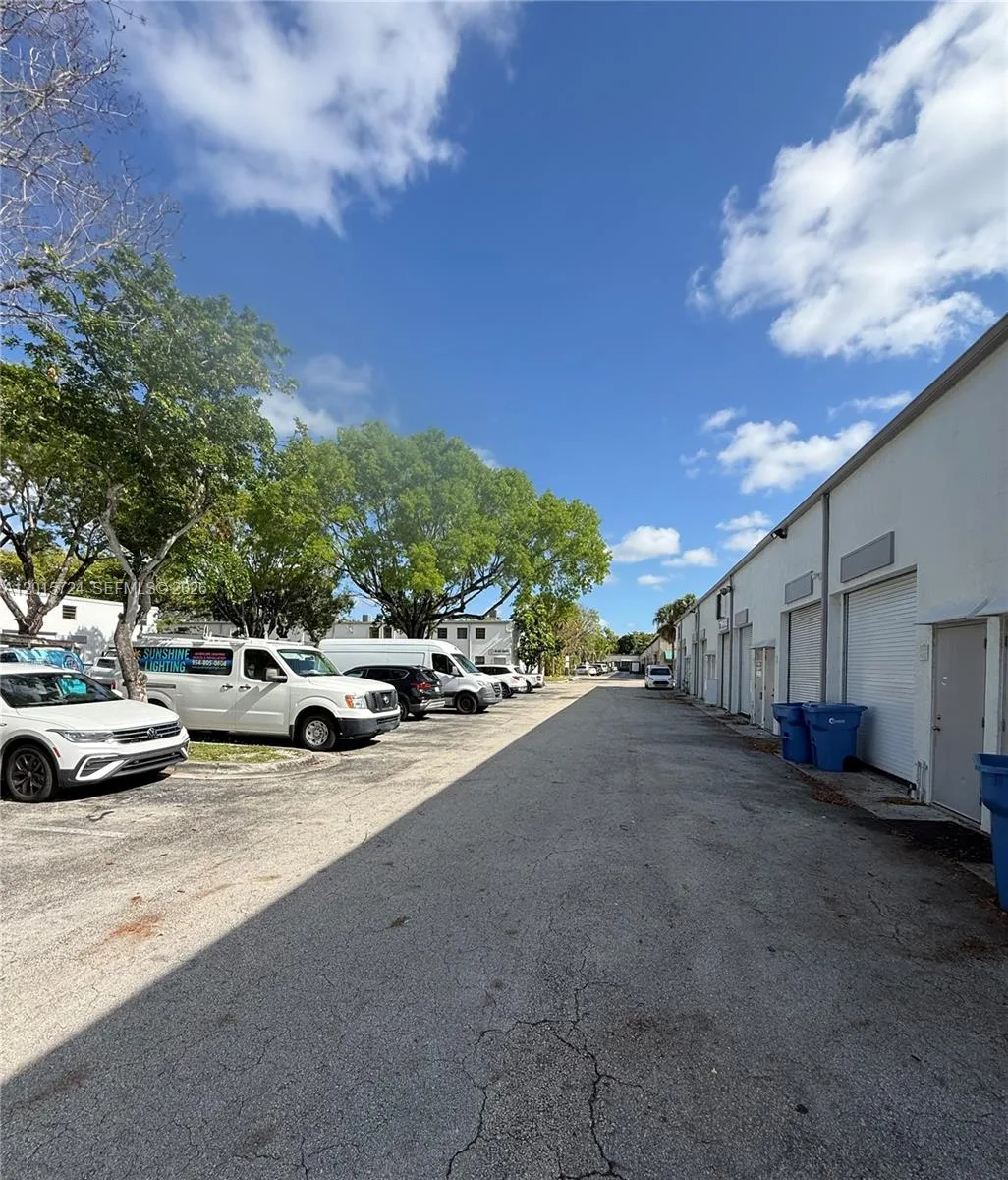 1775 Blount Rd # 410, Pompano Beach, FL 33069 photo 9