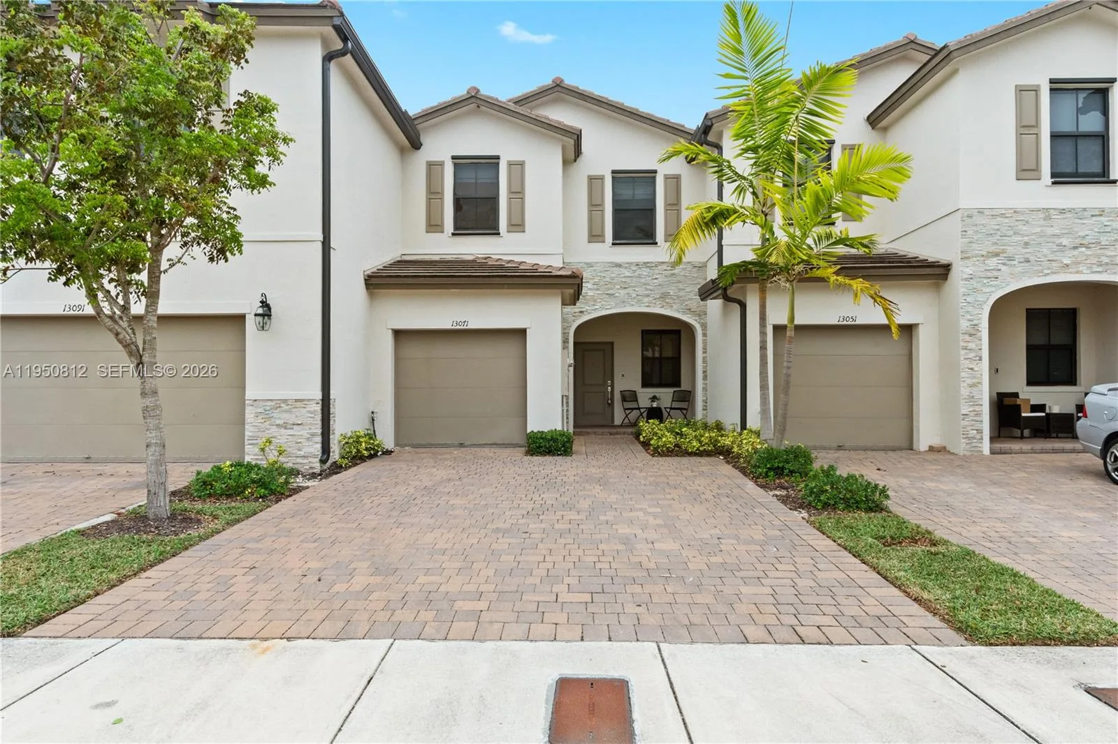 13071 SW 232nd Ln, Miami, FL 33170