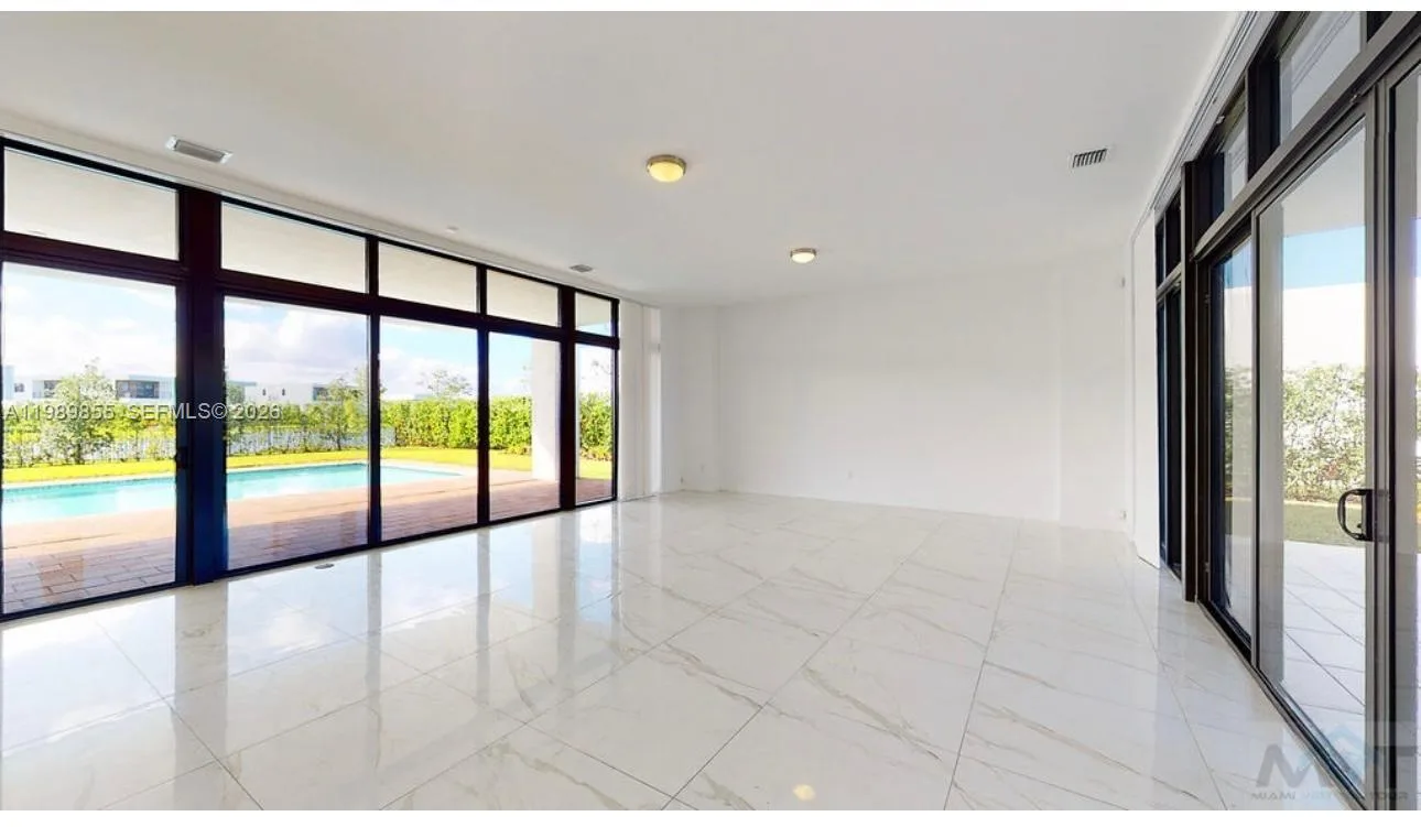 16580 Sunset Way # 16580, Weston, FL 33326 photo 8