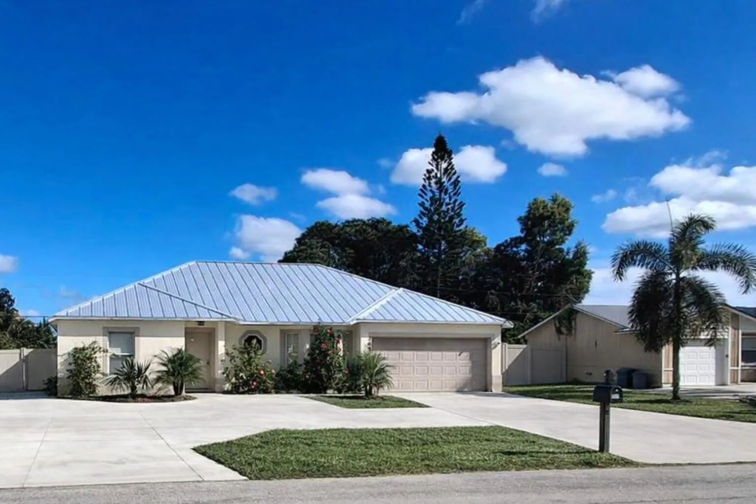 365 NW Hibiscus Street, Port St. Lucie, FL 34983
