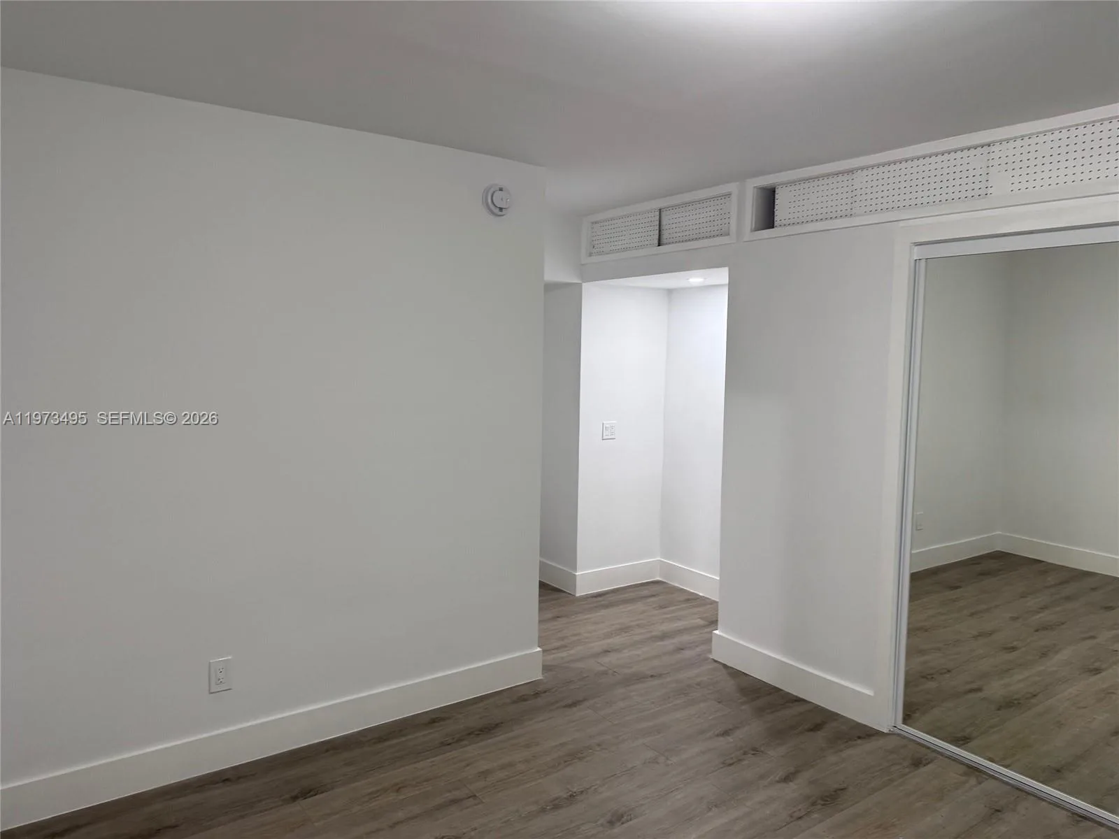 926 Michigan Ave # 12, Miami Beach, FL 33139 photo 5