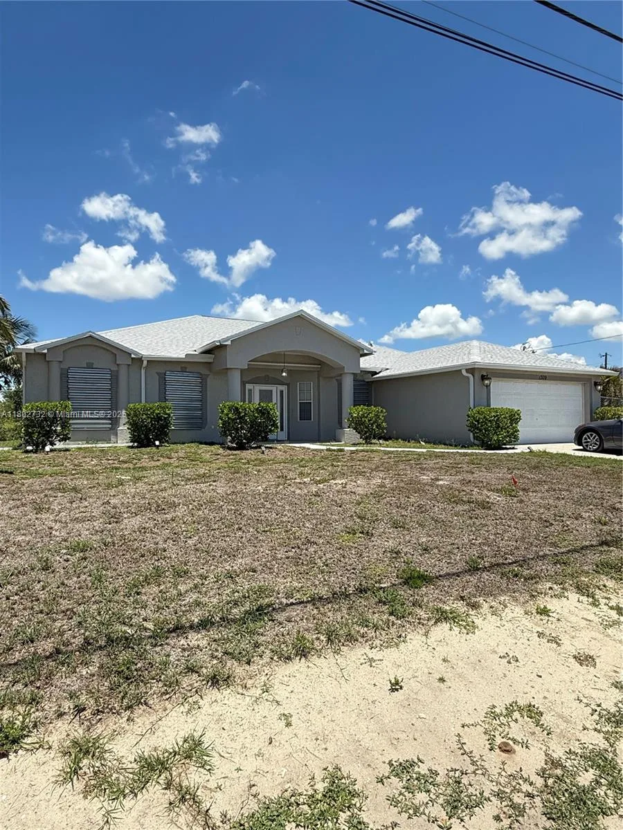 1309 NE 16 terr, Cape Coral, FL 33909 photo 2