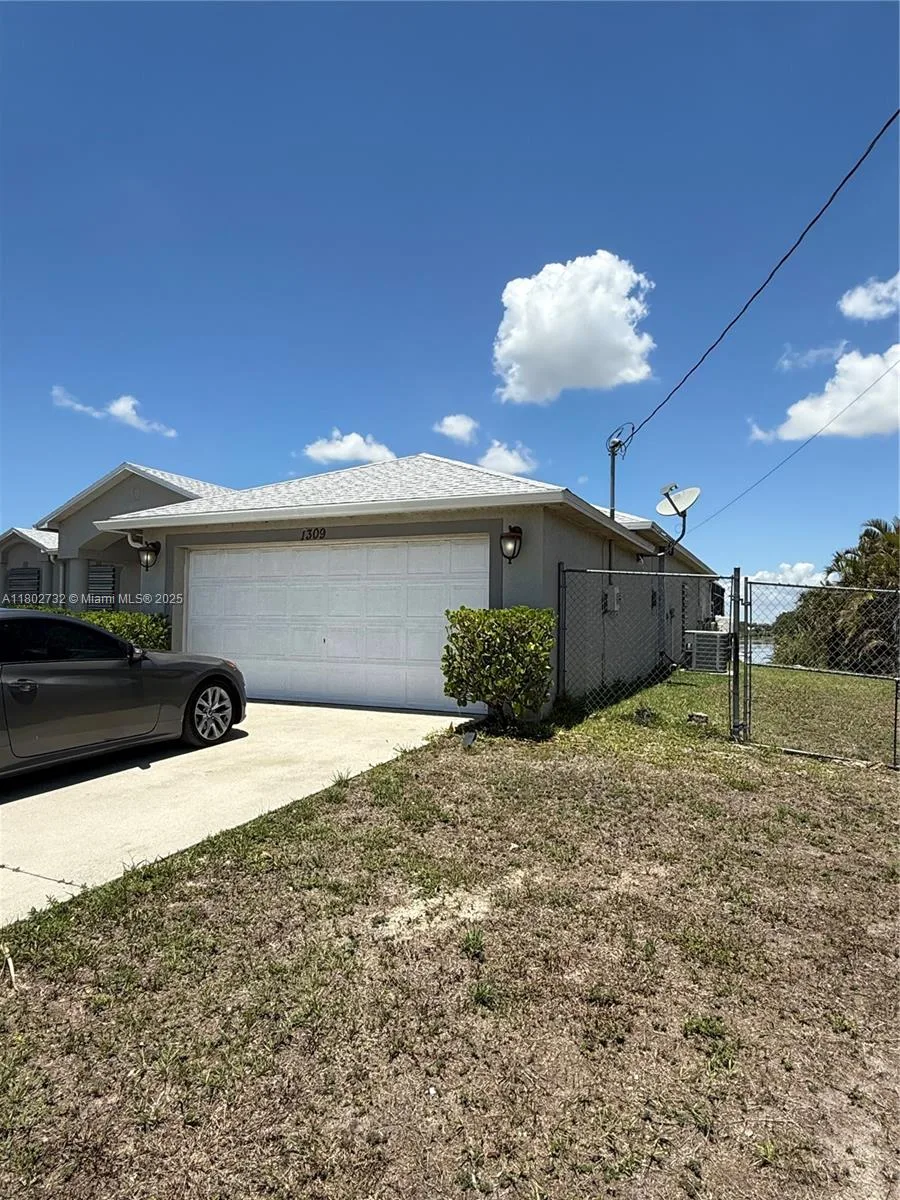 1309 NE 16 terr, Cape Coral, FL 33909 photo 3