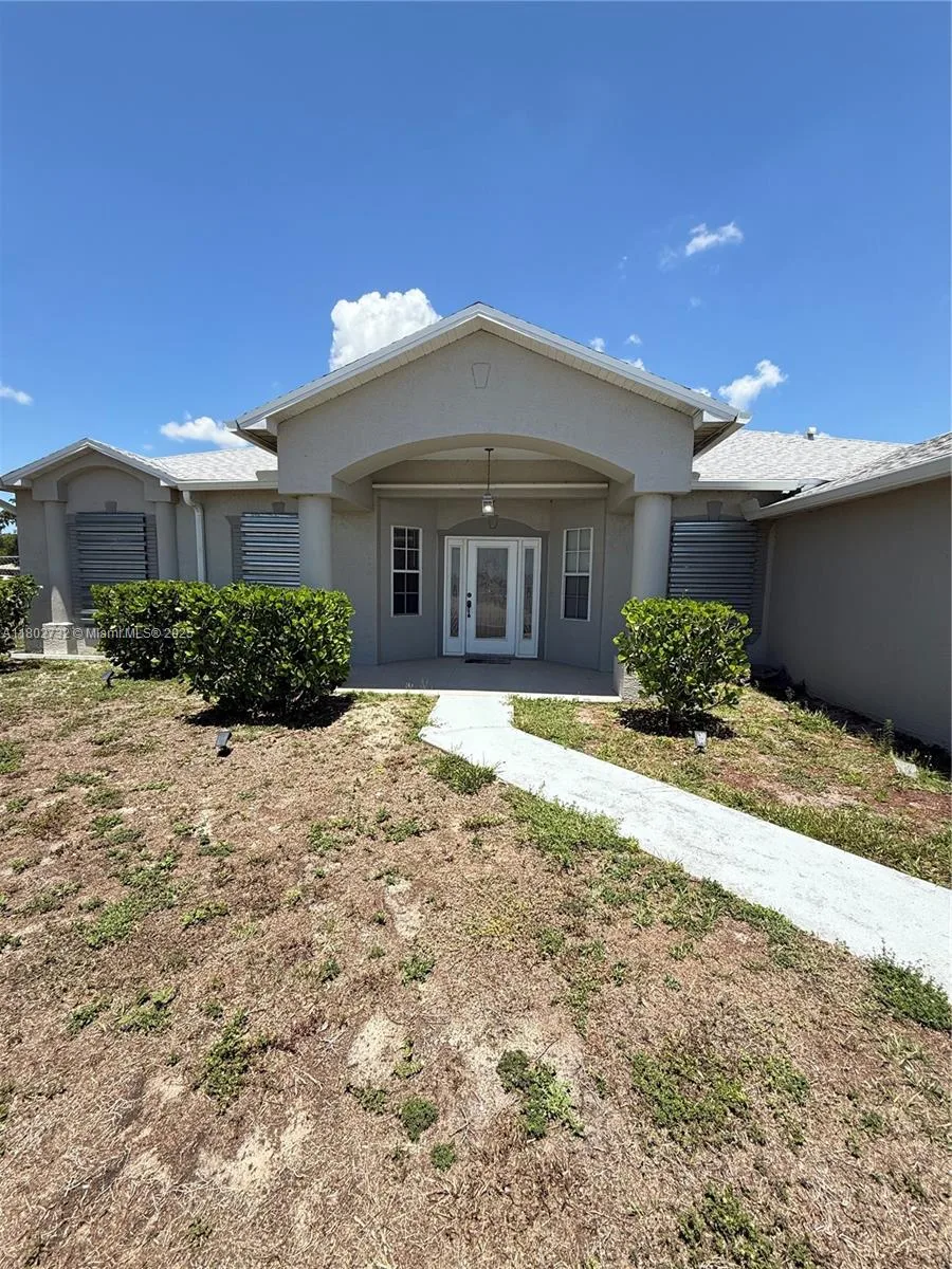 1309 NE 16 terr, Cape Coral, FL 33909 photo 4