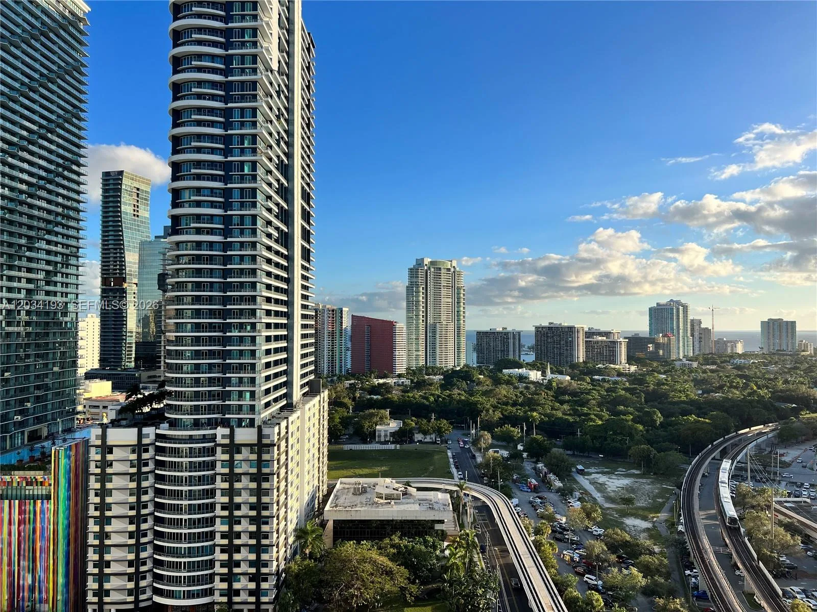 79 SW 12th St # 2502-S, Miami, FL 33130