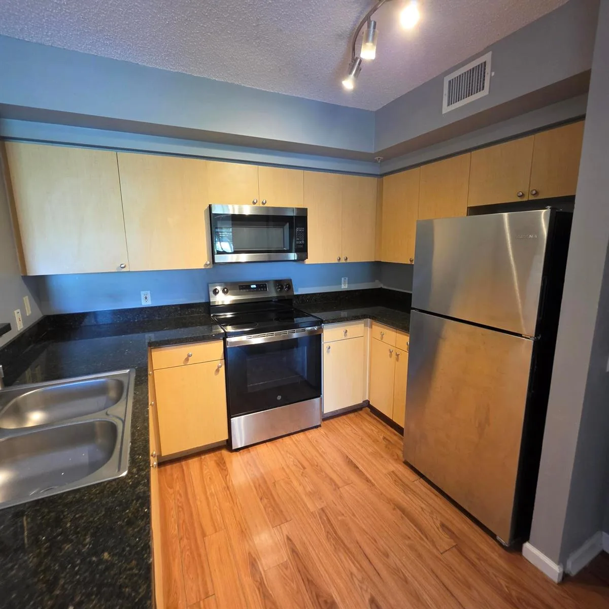 1919 Van Buren Street # 404a, Hollywood, FL 33020
