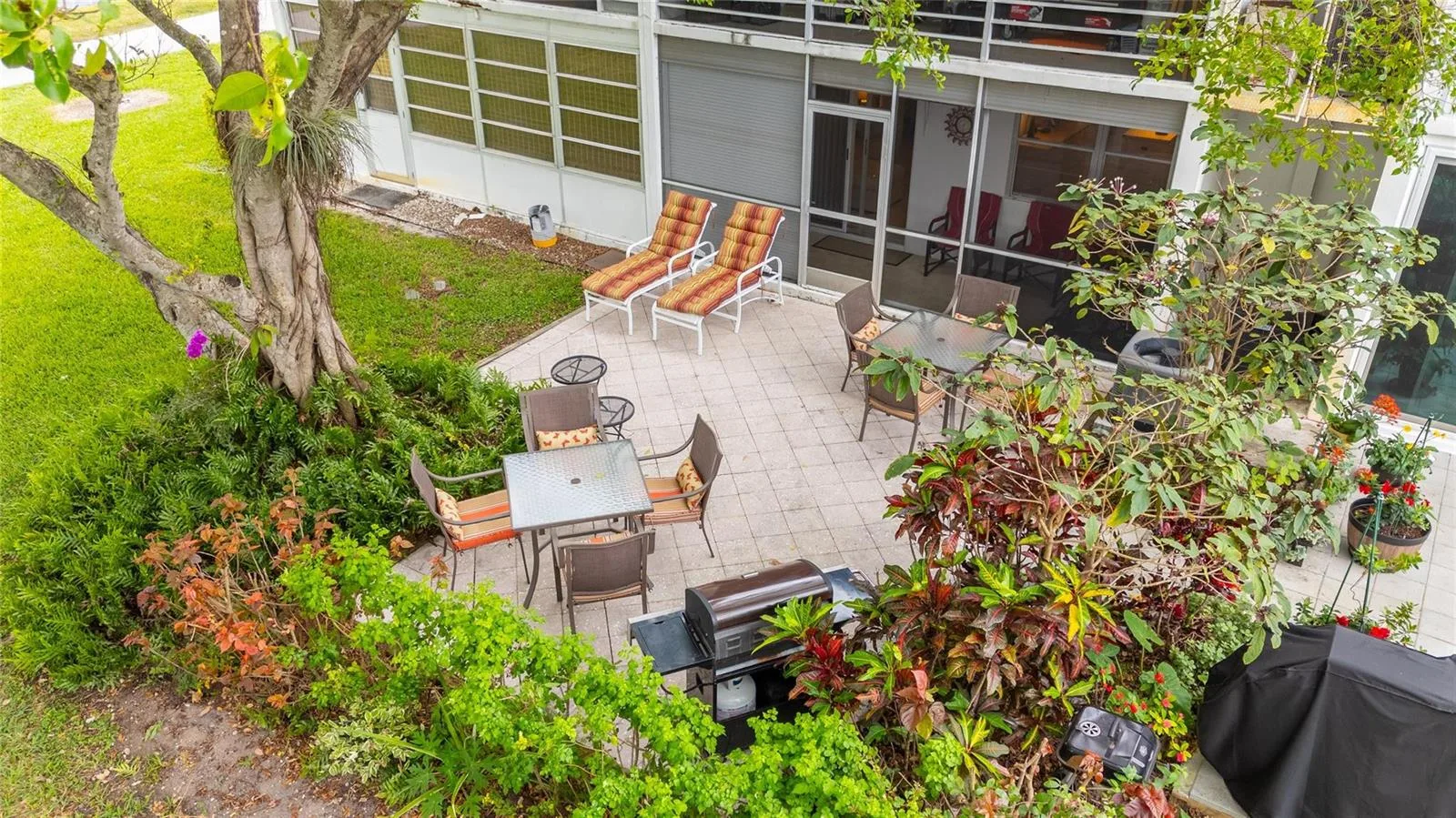 210 Oakridge N # 210, Deerfield Beach, FL 33442