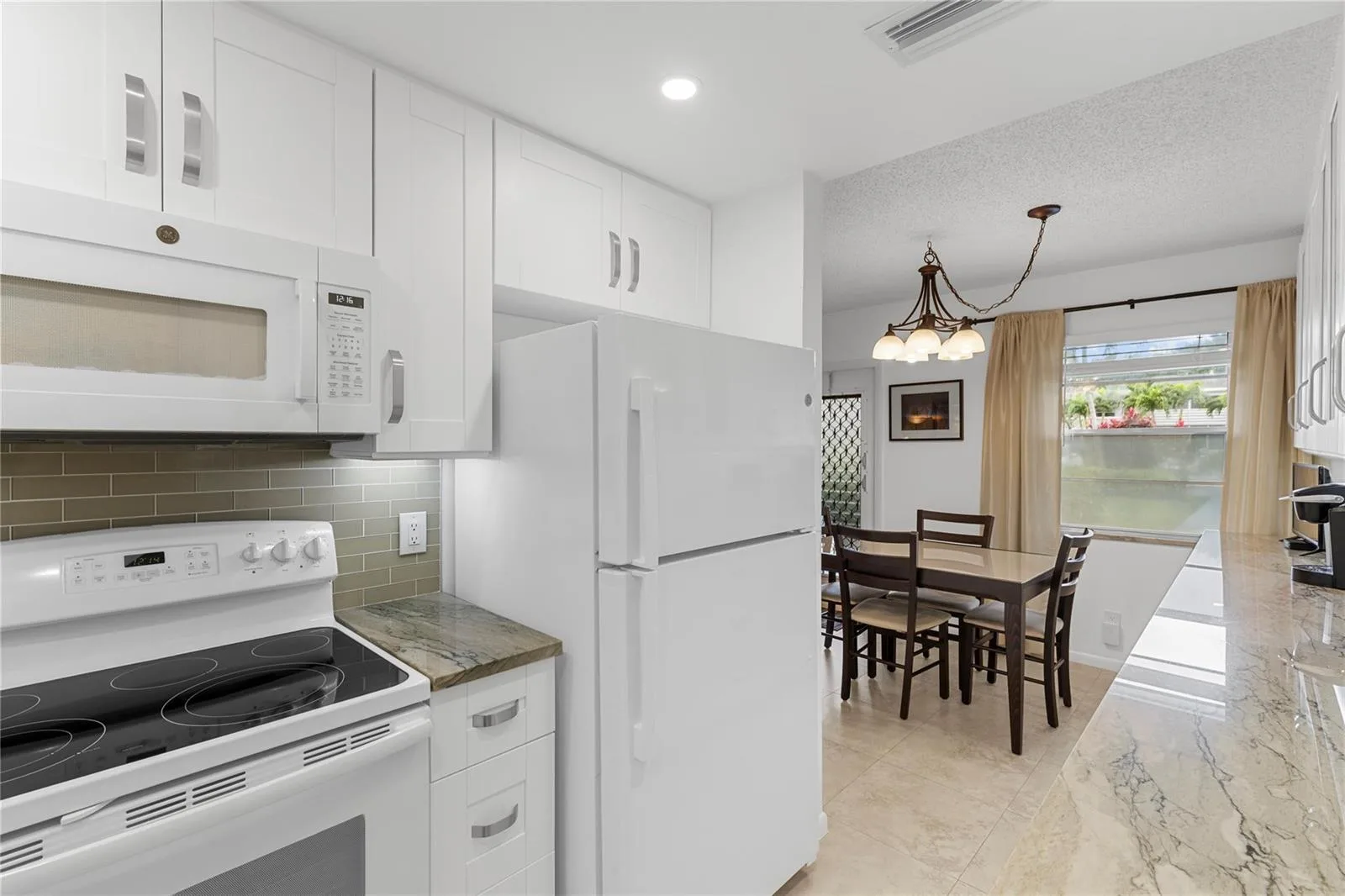 210 Oakridge N # 210, Deerfield Beach, FL 33442 photo 8