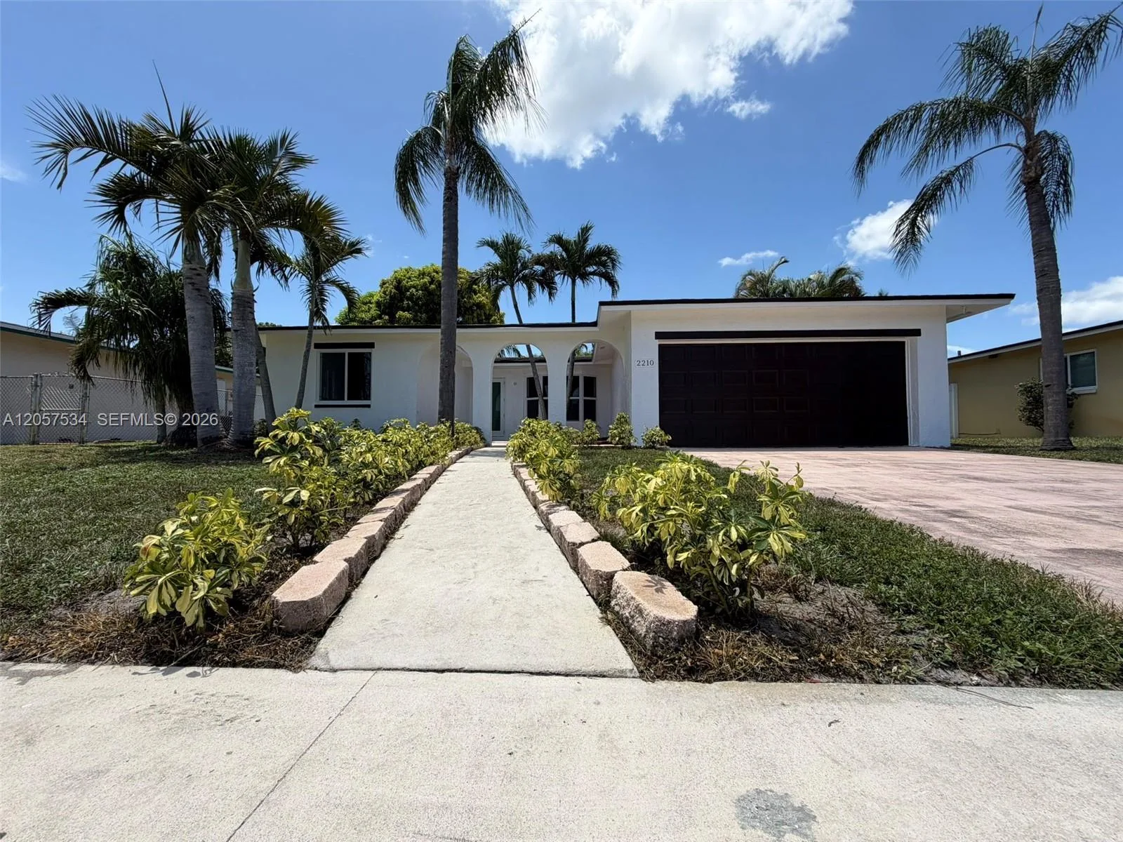 2210 NW 93rd Ave, Pembroke Pines, FL 33024