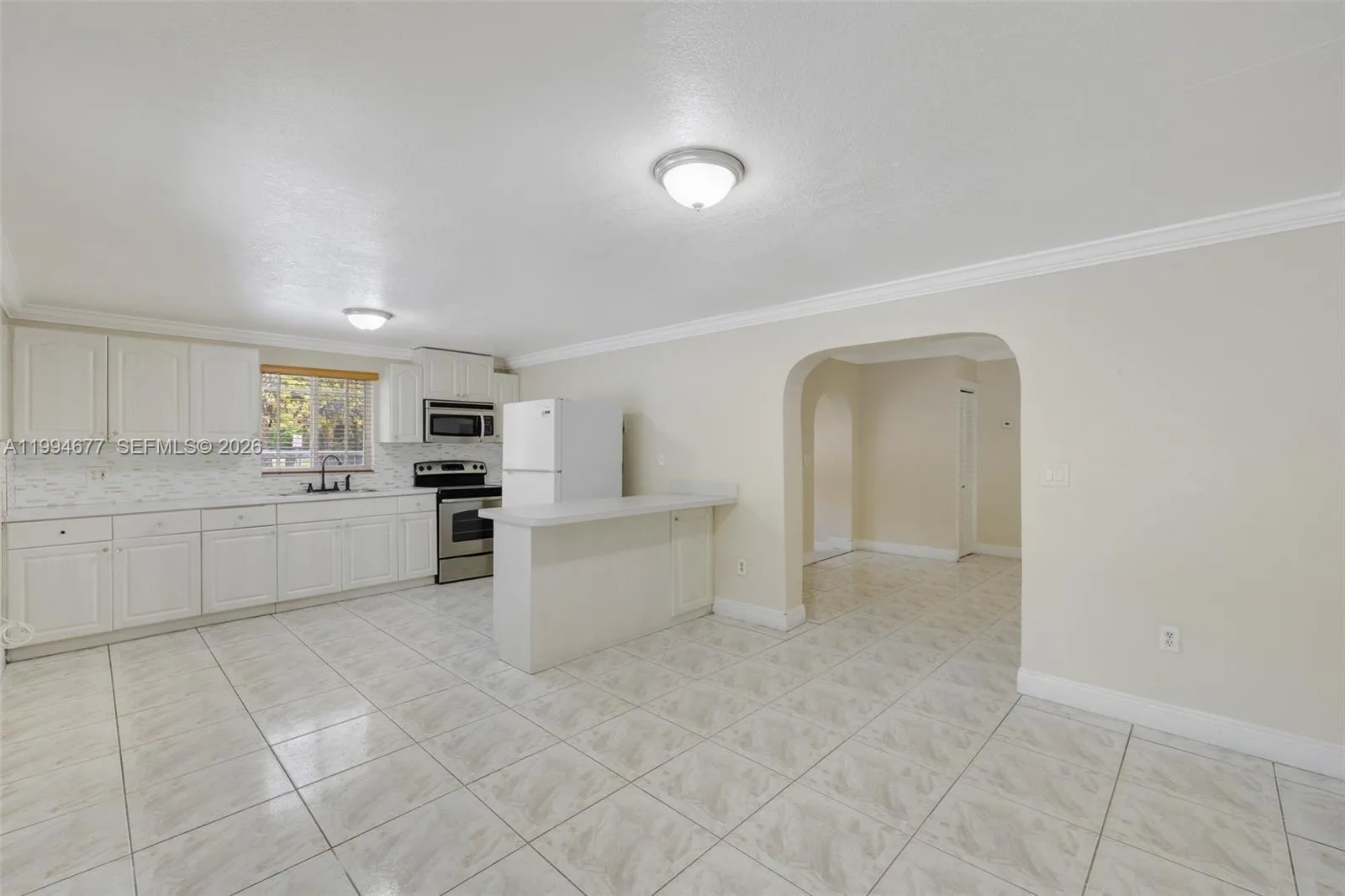 674 W 23rd St, Hialeah, FL 33010 photo 11