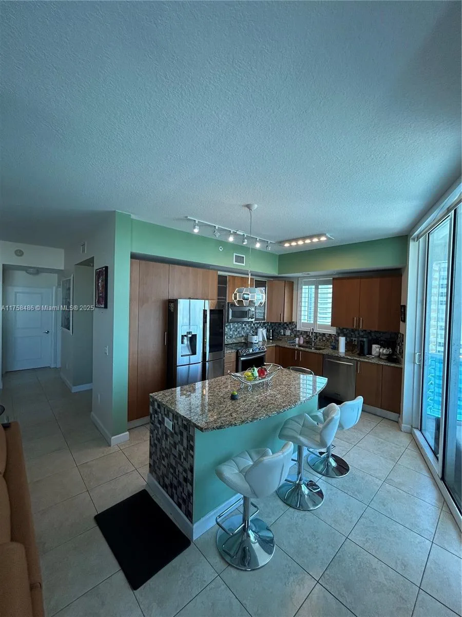 1945 S Ocean Dr # 1106, Hallandale Beach, FL 33009 photo 4