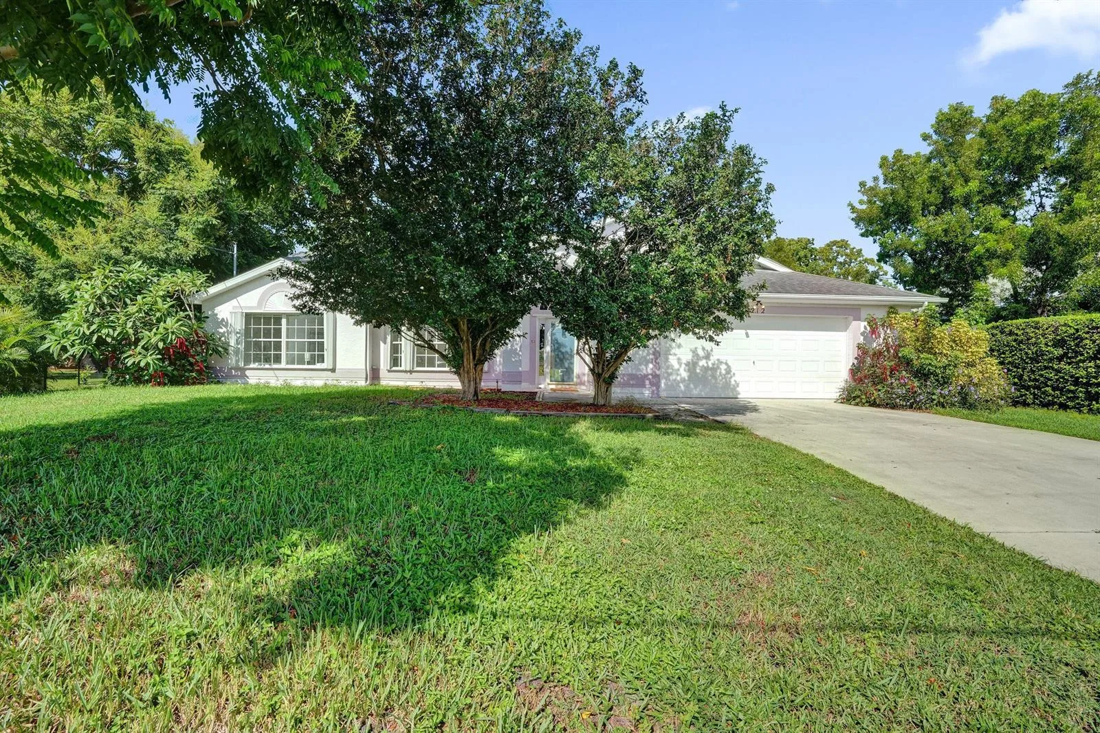 1212 SE Petunia Avenue, Port St. Lucie, FL 34952