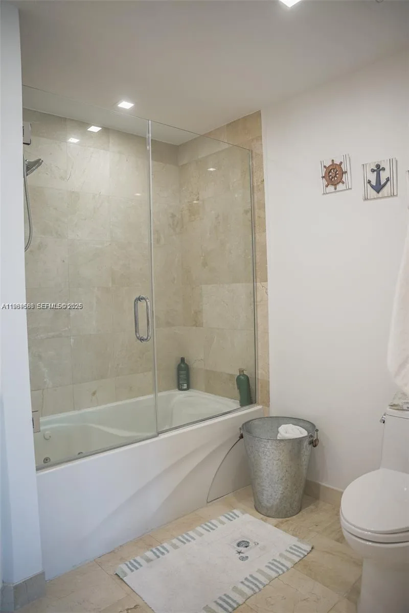 6515 Collins Ave # 1709, Miami Beach, FL 33141 photo 12
