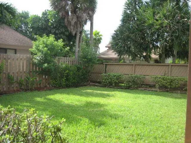 7785 W Stanway Place W, Boca Raton, FL 33433 photo 5
