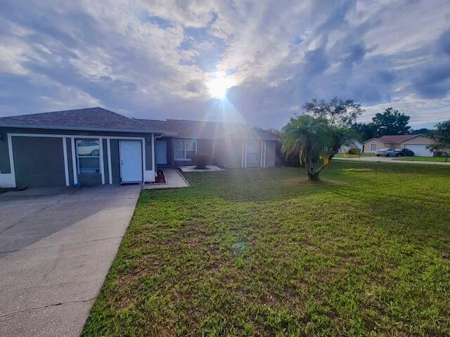 11909 Windflower Court, Clermont, FL 34711 photo 2