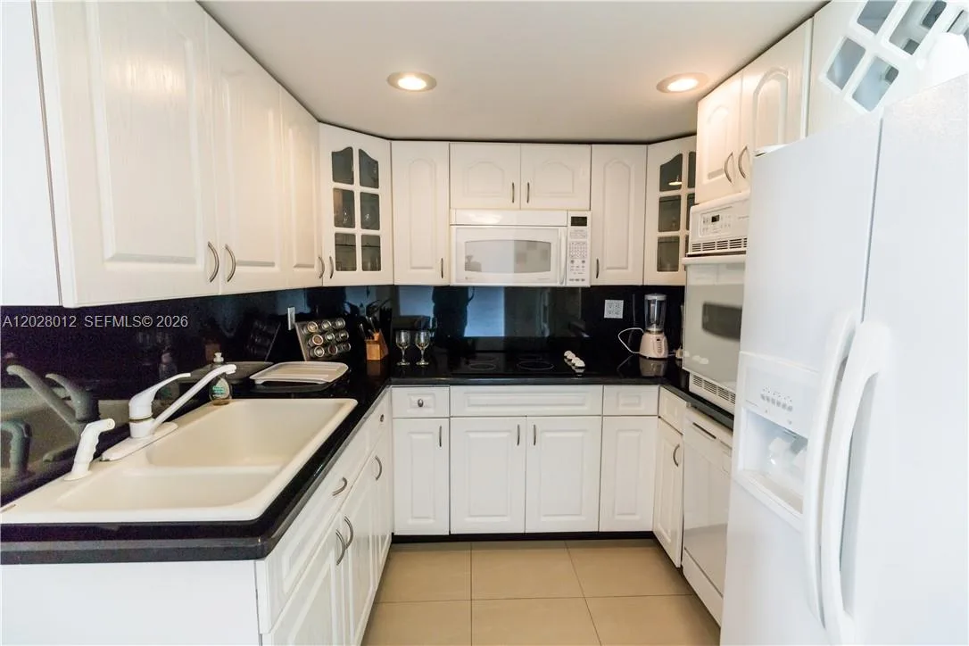 3725 S Ocean Dr # 1003, Hollywood, FL 33019 photo 9