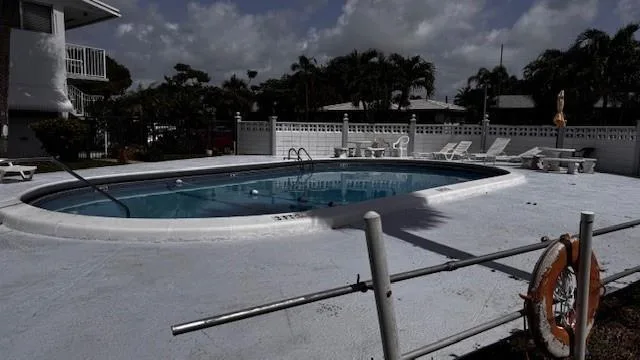 2020 NE 51st Court # 101, Fort Lauderdale, FL 33308 photo 4