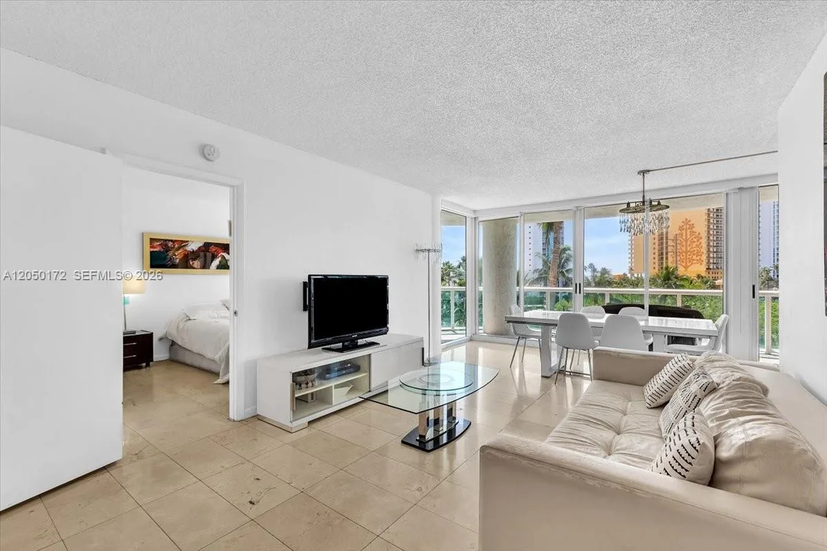 16400 Collins Ave # 342, Sunny Isles Beach, FL 33160 photo 3