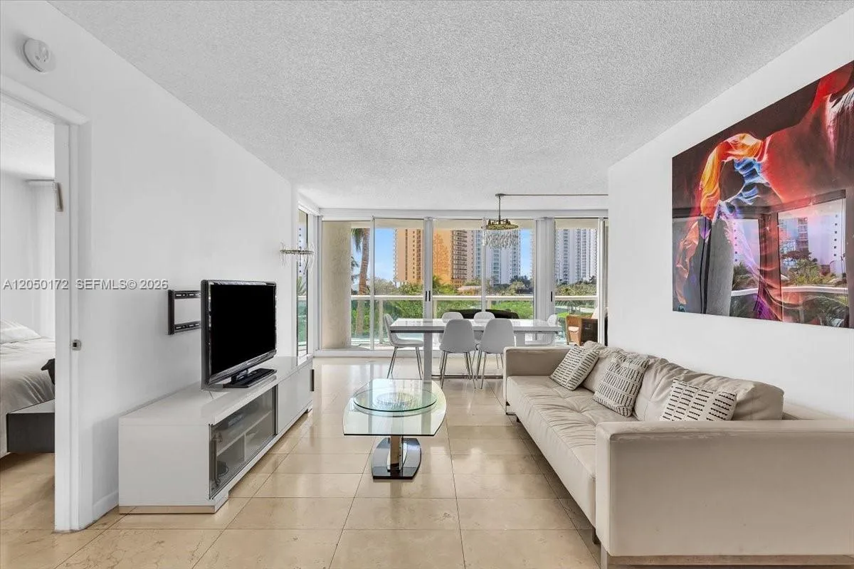 16400 Collins Ave # 342, Sunny Isles Beach, FL 33160 photo 4