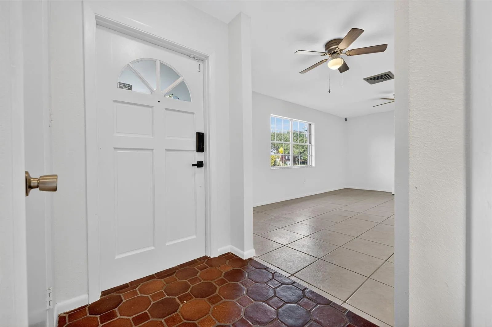 1125 Coral Street, Fort Pierce, FL 34982 photo 3