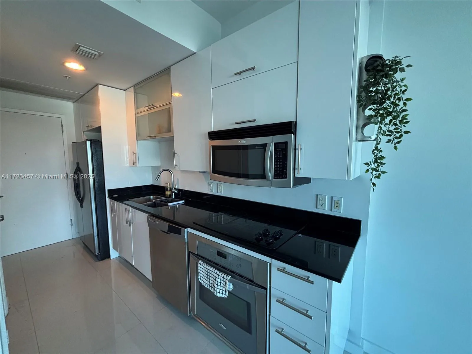 Infinity at Brickell – photo 7