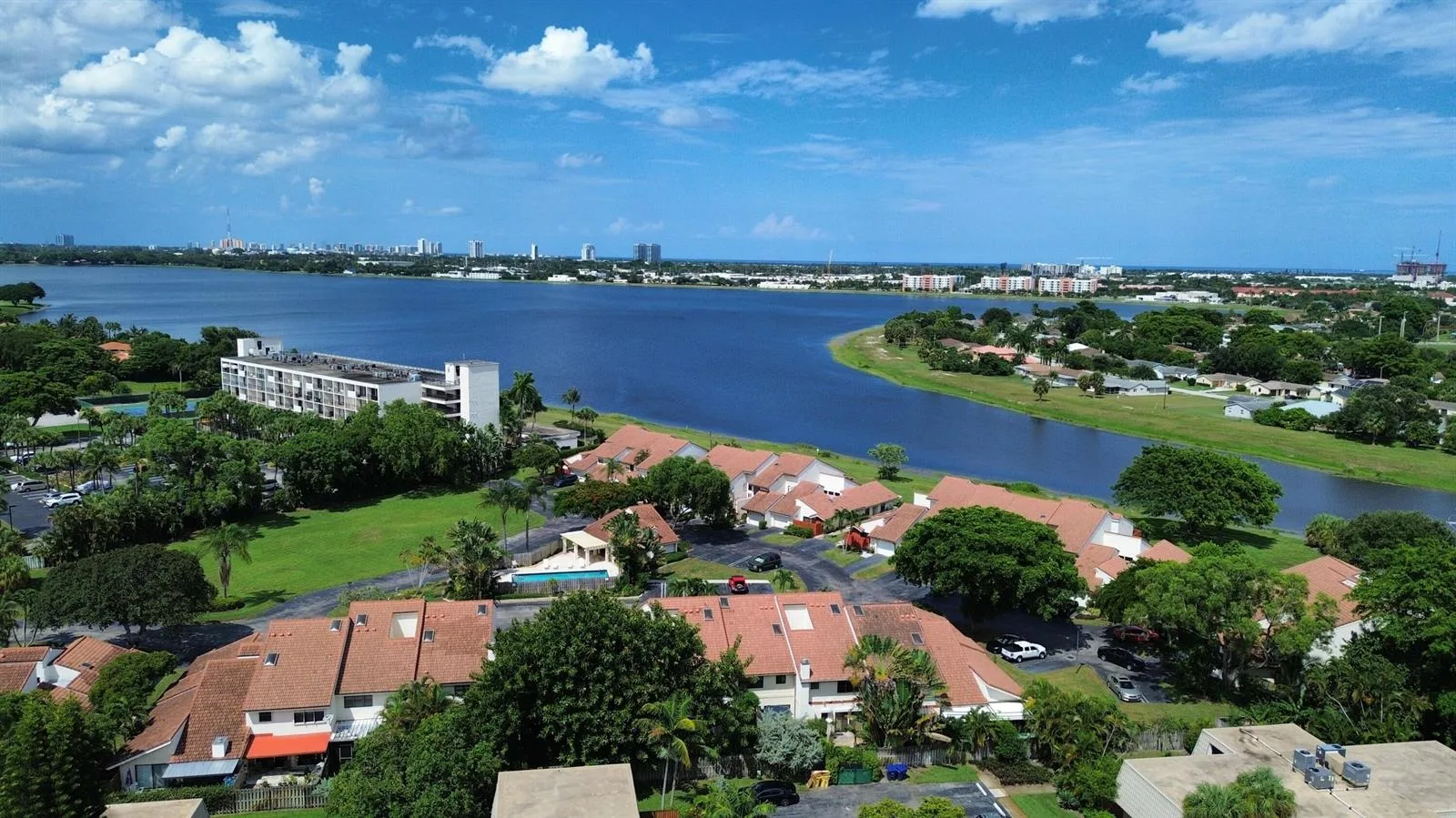 1700 EMBASSY Drive # 408, West Palm Beach, FL 33401 photo 2