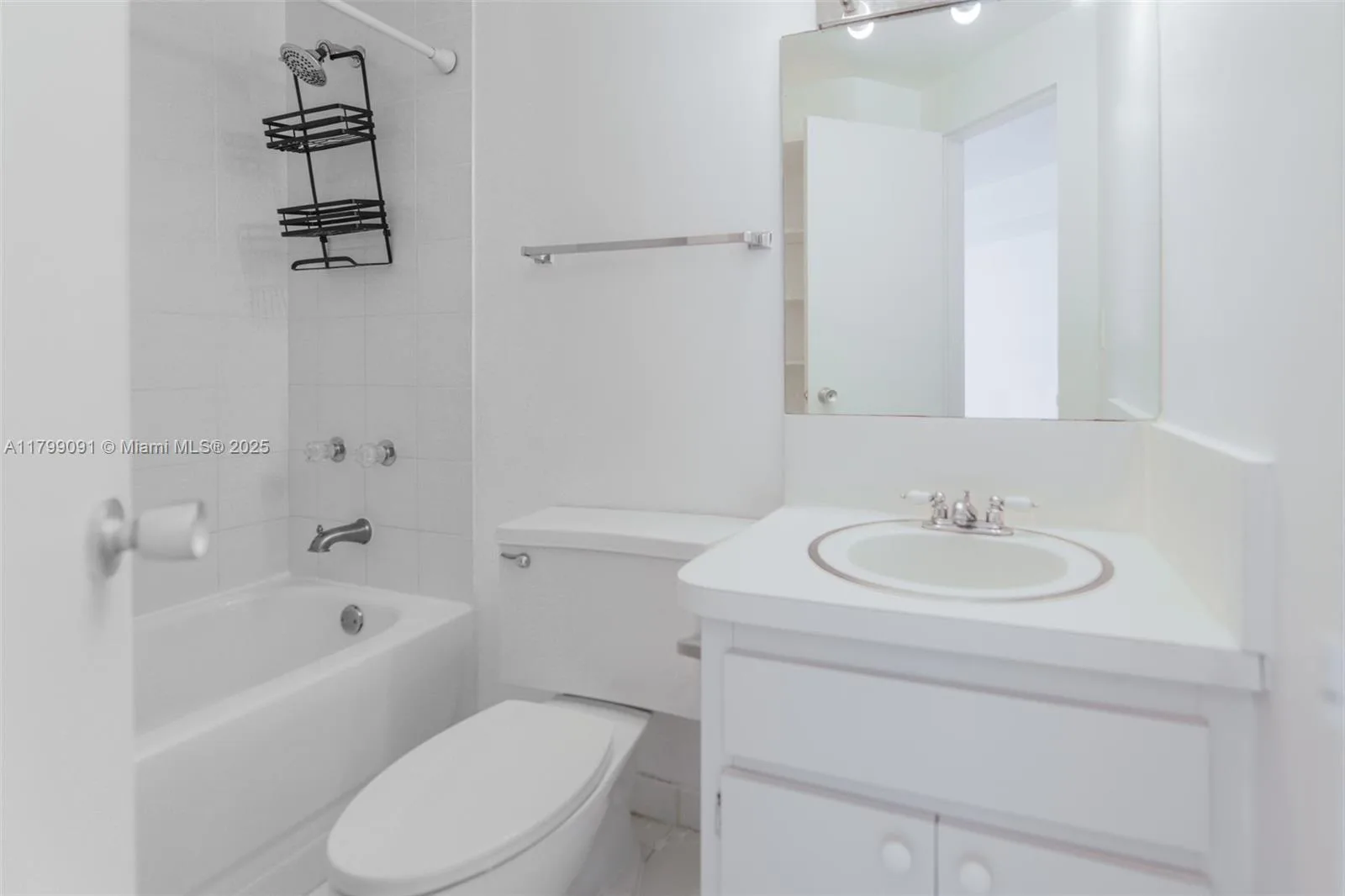 801 Brickell Bay Dr # 1567, Miami, FL 33131 photo 12