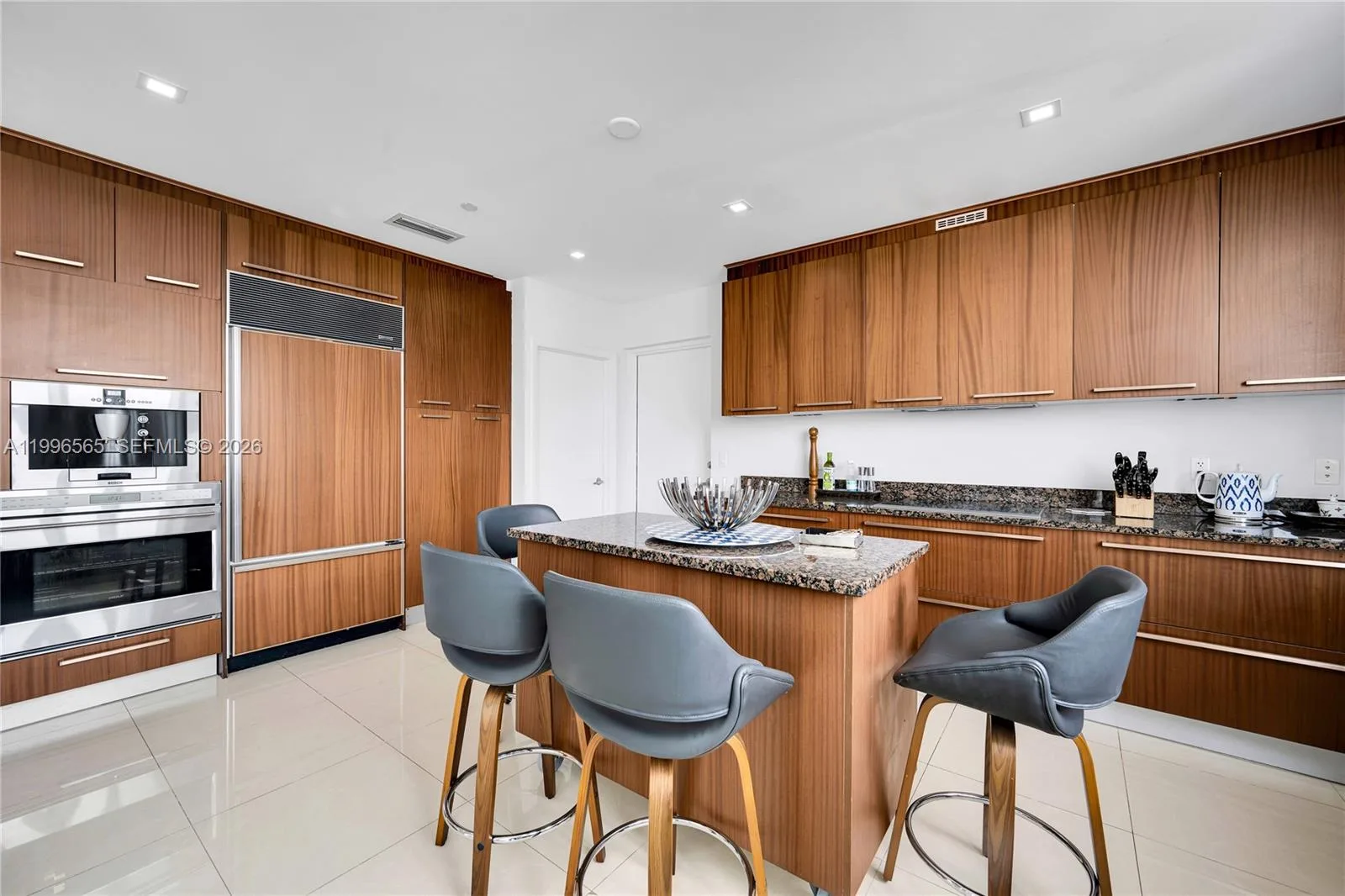 15901 Collins Ave # 2104, Sunny Isles Beach, FL 33160 photo 13