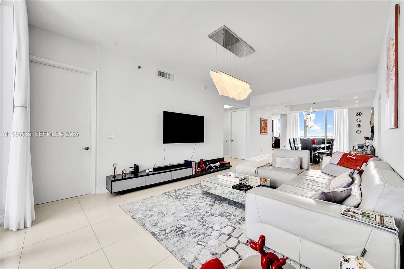 15901 Collins Ave # 2104, Sunny Isles Beach, FL 33160 photo 6