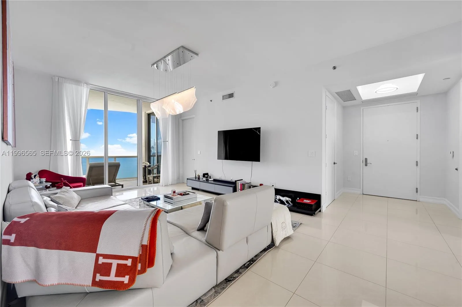 15901 Collins Ave # 2104, Sunny Isles Beach, FL 33160 photo 8