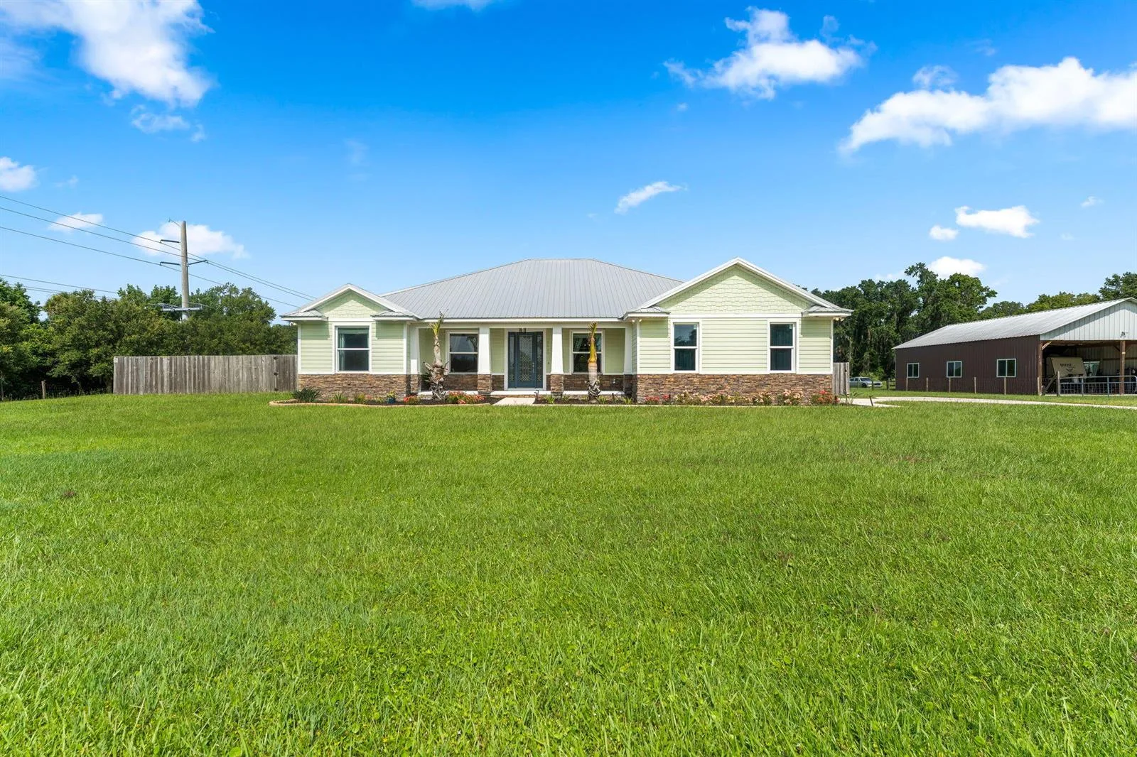 2520 Tammy Drive, Mims, FL 32754 photo 3