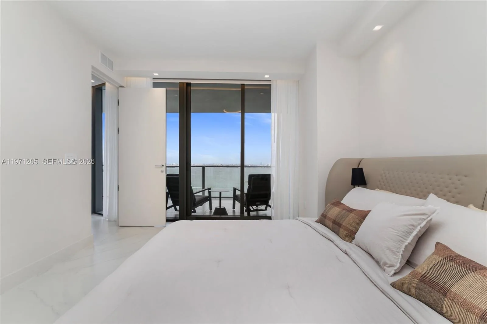 700 NE 24 # 2505, Miami, FL 33137 photo 6