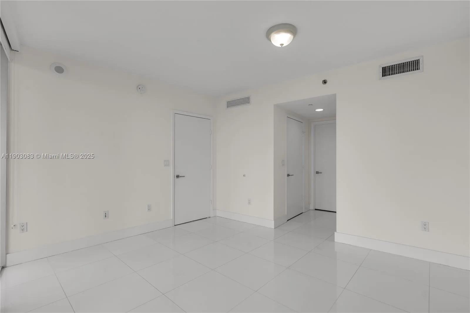 495 Brickell Ave # BAY607, Miami, FL 33131 photo 6
