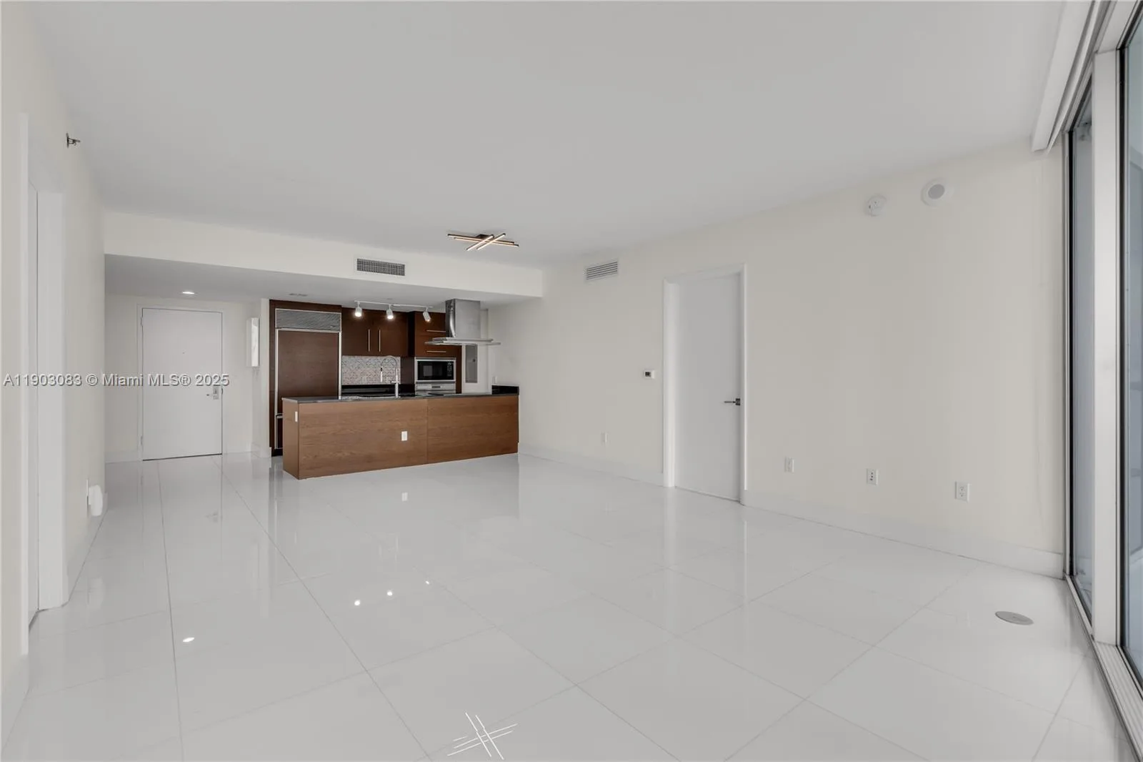 495 Brickell Ave # BAY607, Miami, FL 33131 photo 9