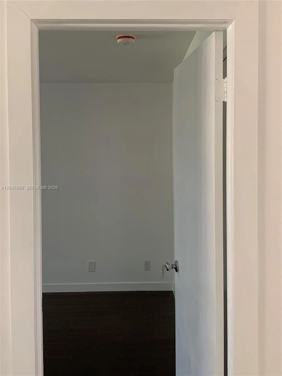 201 Berkley Rd # 204, Hollywood, FL 33024 photo 7