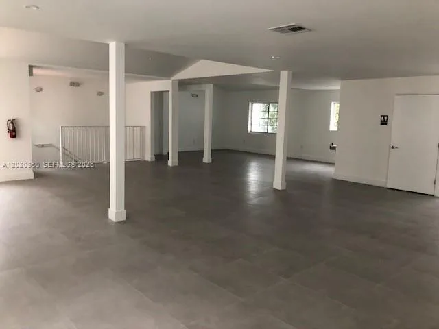 929 Collins Ave # 2A, Miami Beach, FL 33139