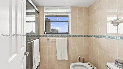 210 174 St # 2401, Sunny Isles Beach, FL 33160 photo 12