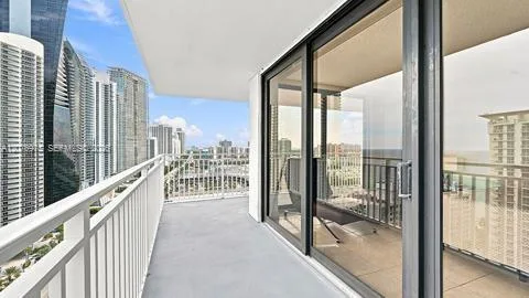210 174 St # 2401, Sunny Isles Beach, FL 33160 photo 6
