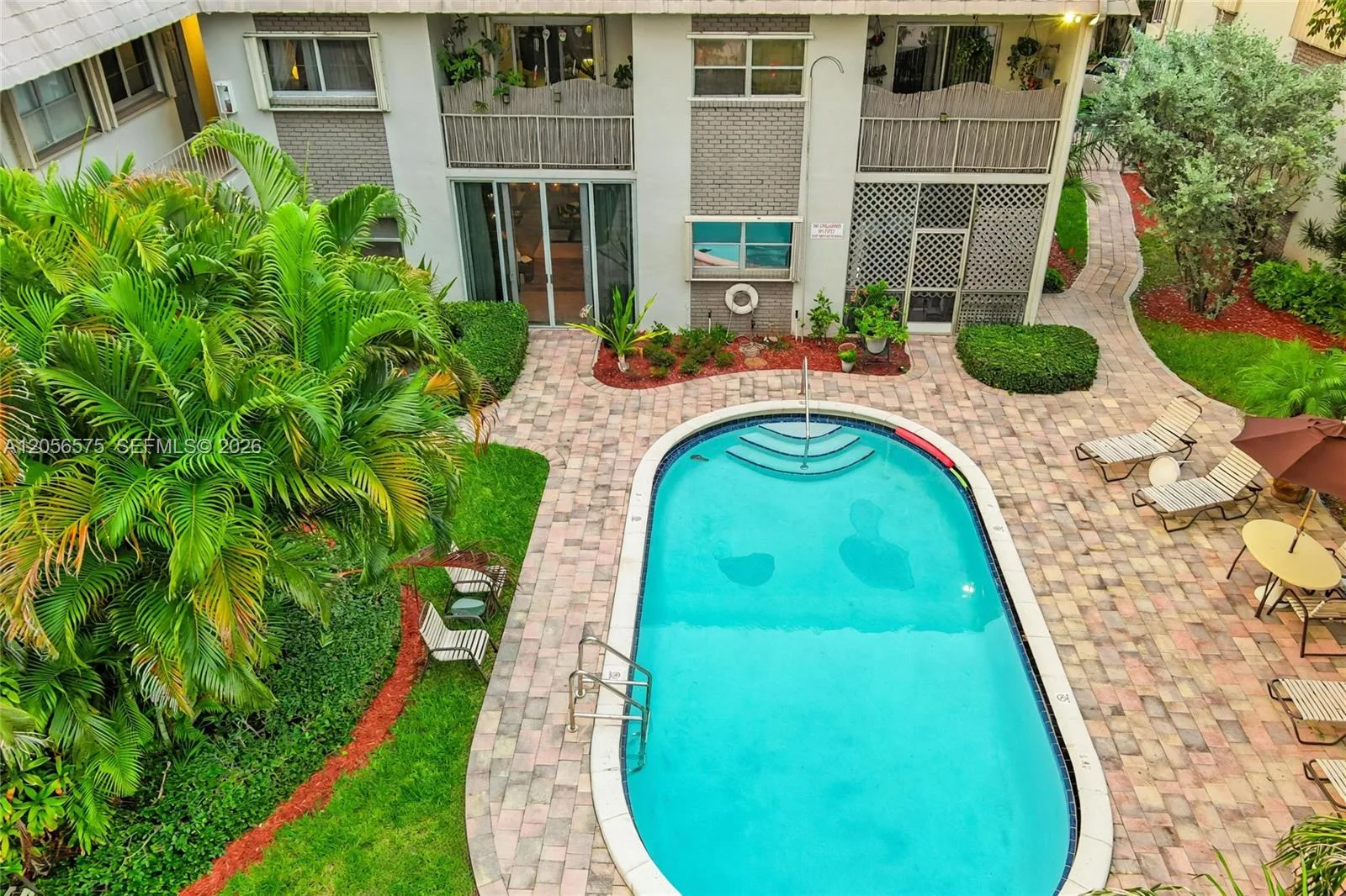 1541 NE 34th Ct # 104, Oakland Park, FL 33334 photo 3