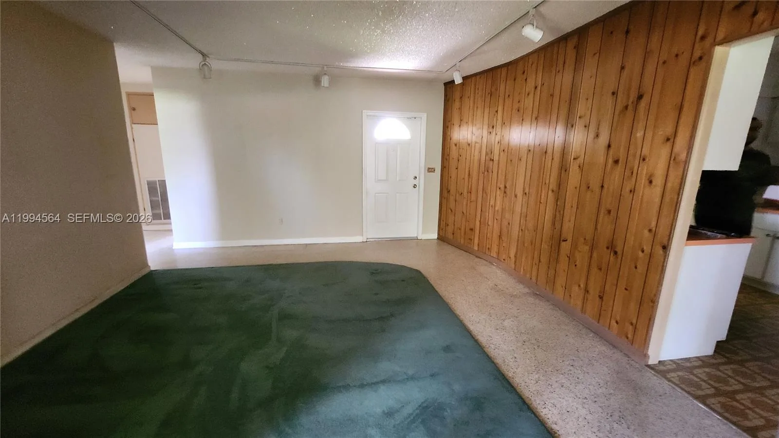 6241 NW 110th St, Hialeah, FL 33012 photo 5
