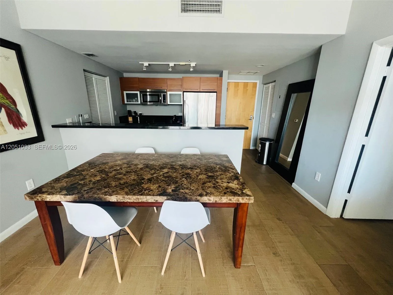 253 NE 2nd St # 2510, Miami, FL 33132 photo 5