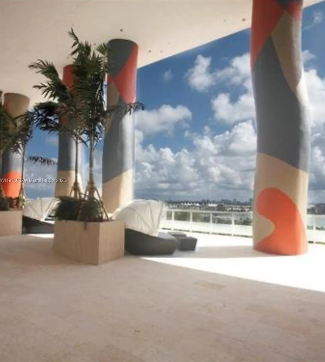 50 Biscayne Blvd # 711, Miami, FL 33132 photo 2