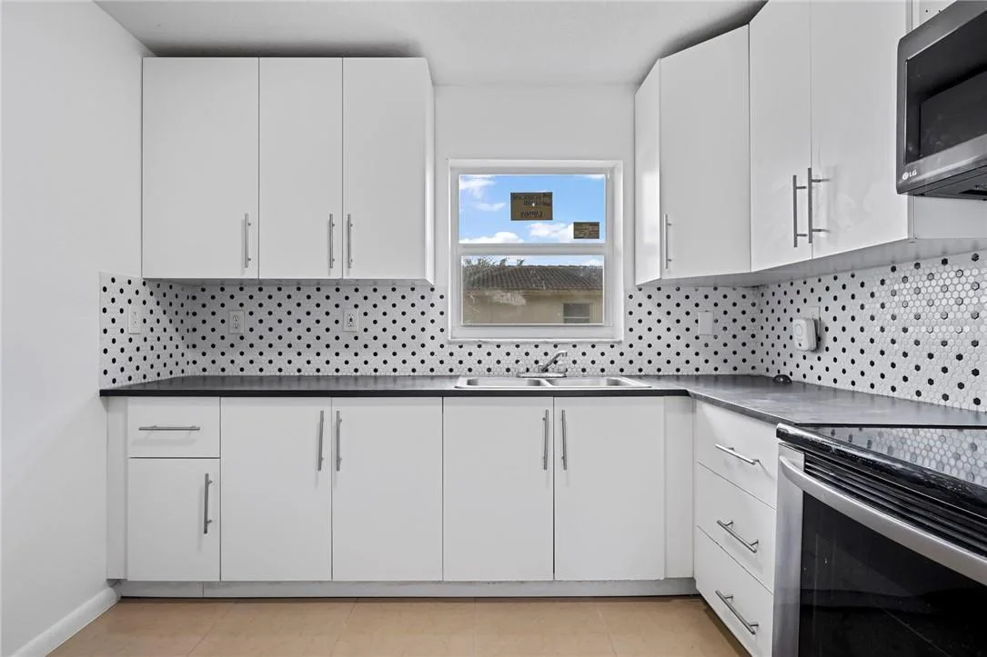 3100 Coral Springs Drive # 2a, Coral Springs, FL 33065