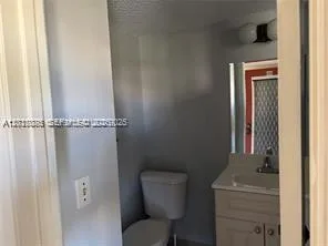 3774 Inverrary Blvd # 305P, Lauderhill, FL 33319