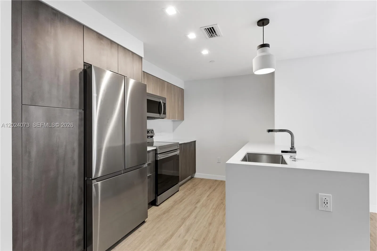 697 N Miami Ave # 1810, Miami, FL 33136 photo 3