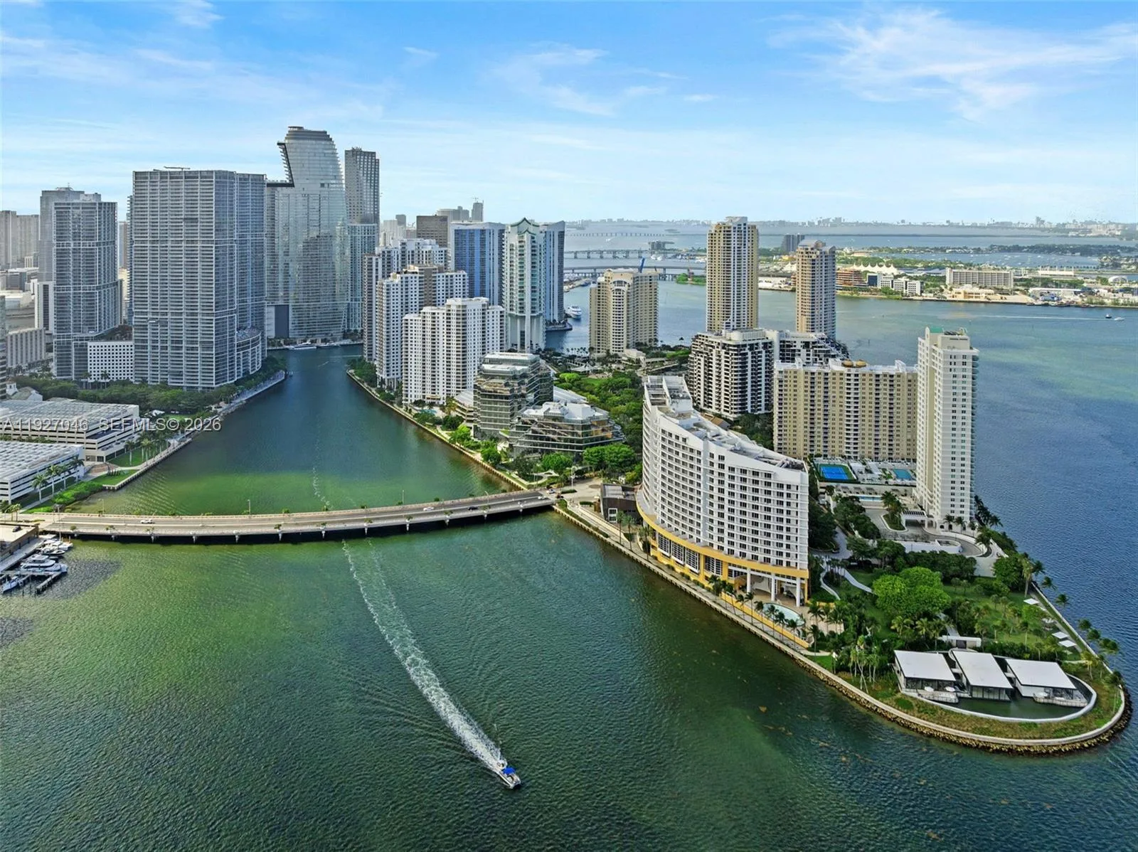 701 Brickell Key Blvd # 1605, Miami, FL 33131