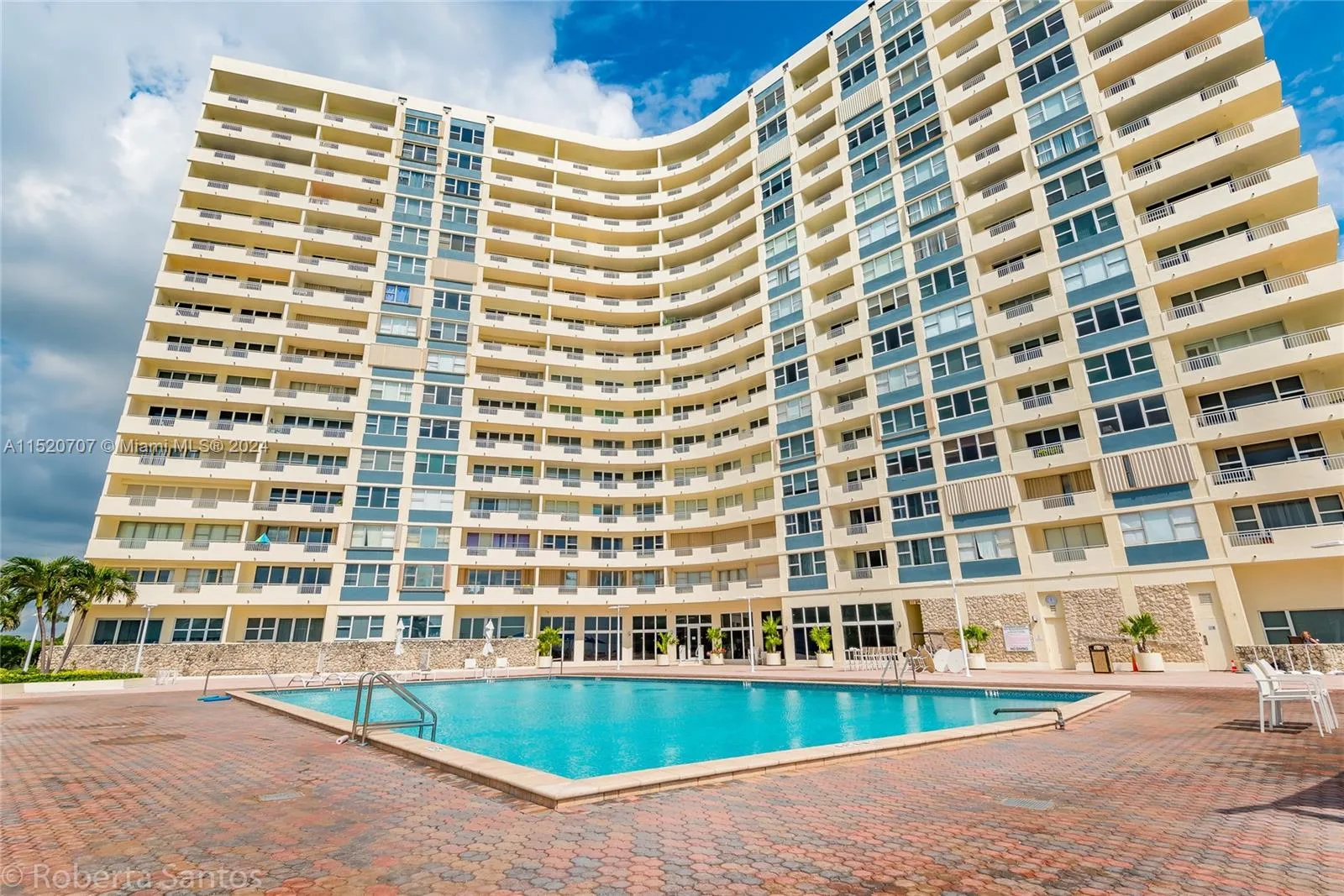 3180 S Ocean Dr # 422, Hallandale Beach, FL 33009 photo 2