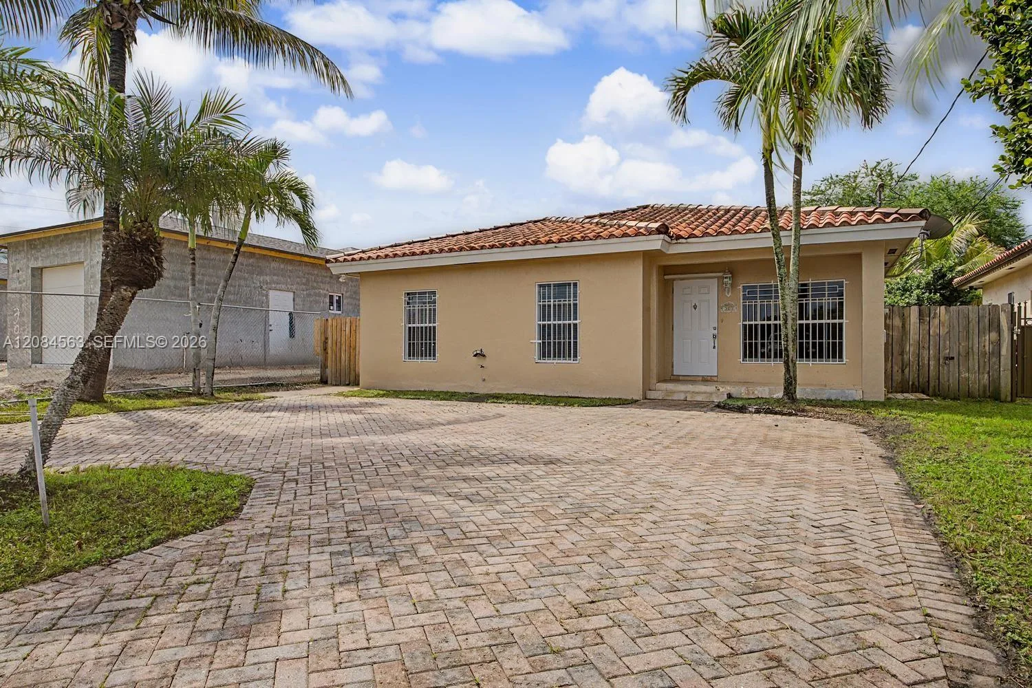 309 SW 2nd St, Florida City, FL 33034